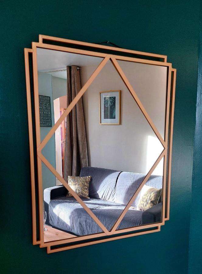 Les Belles Terrasses Dieppe ,3 Appartements , Le Vegetal De 1 A 8 Personnes , Le Tropical De 1 A 6 Personnes , Le Floral Avec Terrasse De 1 A 3 Personnes , Quartier Calme Au Stationnement Gratuit A Cote De L'Avenue Verte Buitenkant foto