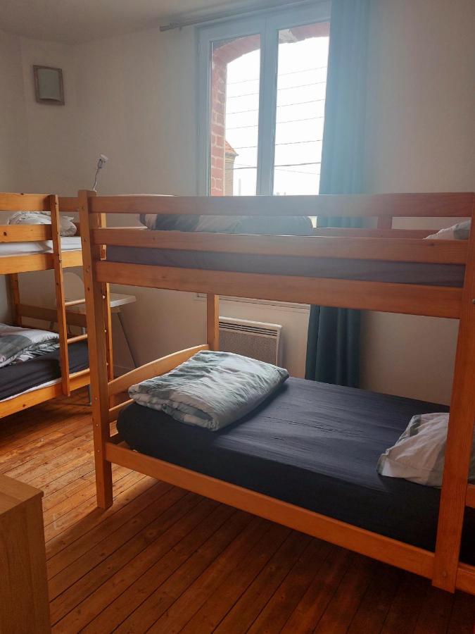 Les Belles Terrasses Dieppe ,3 Appartements , Le Vegetal De 1 A 8 Personnes , Le Tropical De 1 A 6 Personnes , Le Floral Avec Terrasse De 1 A 3 Personnes , Quartier Calme Au Stationnement Gratuit A Cote De L'Avenue Verte Buitenkant foto