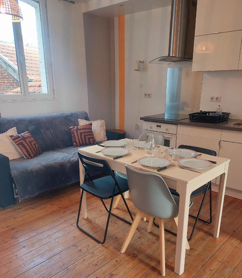 Les Belles Terrasses Dieppe ,3 Appartements , Le Vegetal De 1 A 8 Personnes , Le Tropical De 1 A 6 Personnes , Le Floral Avec Terrasse De 1 A 3 Personnes , Quartier Calme Au Stationnement Gratuit A Cote De L'Avenue Verte Buitenkant foto