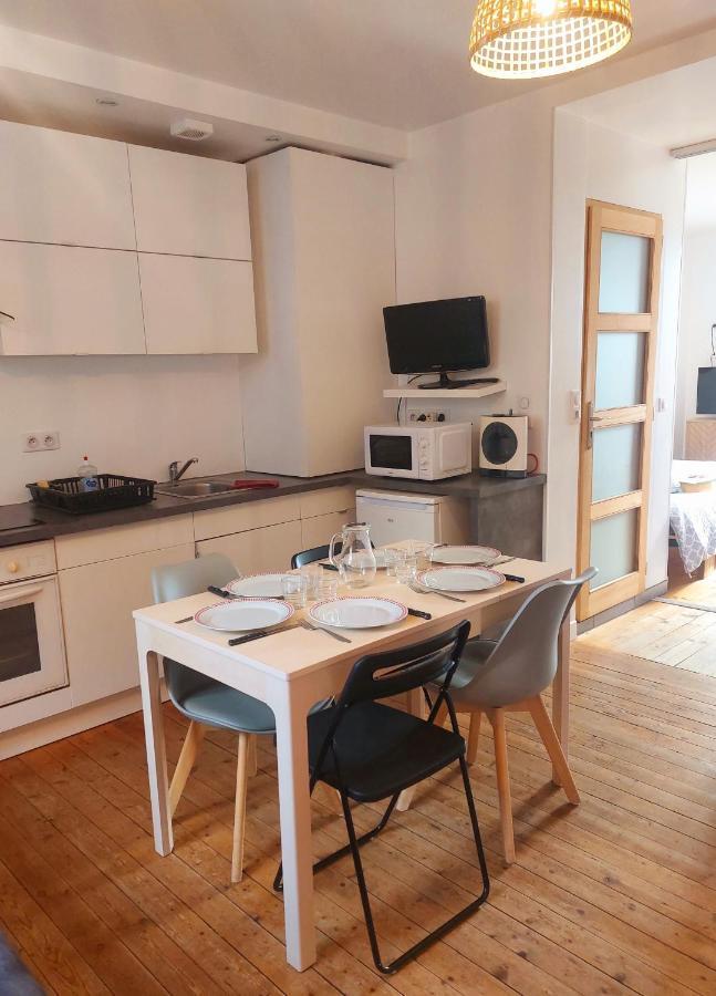Les Belles Terrasses Dieppe ,3 Appartements , Le Vegetal De 1 A 8 Personnes , Le Tropical De 1 A 6 Personnes , Le Floral Avec Terrasse De 1 A 3 Personnes , Quartier Calme Au Stationnement Gratuit A Cote De L'Avenue Verte Buitenkant foto