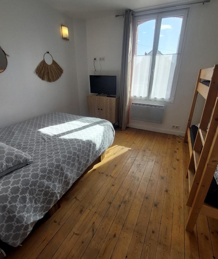 Les Belles Terrasses Dieppe ,3 Appartements , Le Vegetal De 1 A 8 Personnes , Le Tropical De 1 A 6 Personnes , Le Floral Avec Terrasse De 1 A 3 Personnes , Quartier Calme Au Stationnement Gratuit A Cote De L'Avenue Verte Buitenkant foto