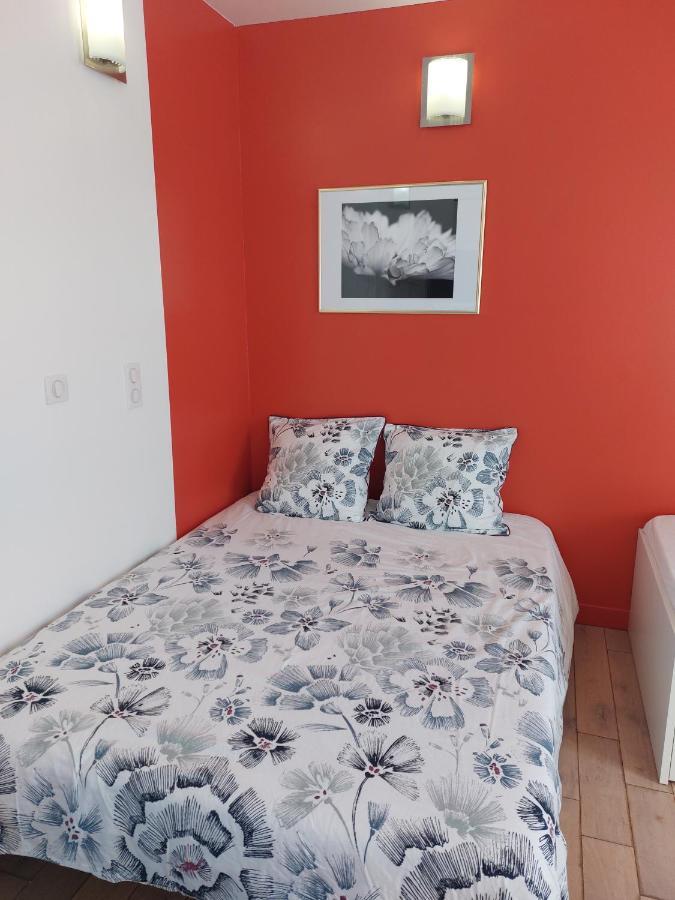 Les Belles Terrasses Dieppe ,3 Appartements , Le Vegetal De 1 A 8 Personnes , Le Tropical De 1 A 6 Personnes , Le Floral Avec Terrasse De 1 A 3 Personnes , Quartier Calme Au Stationnement Gratuit A Cote De L'Avenue Verte Buitenkant foto